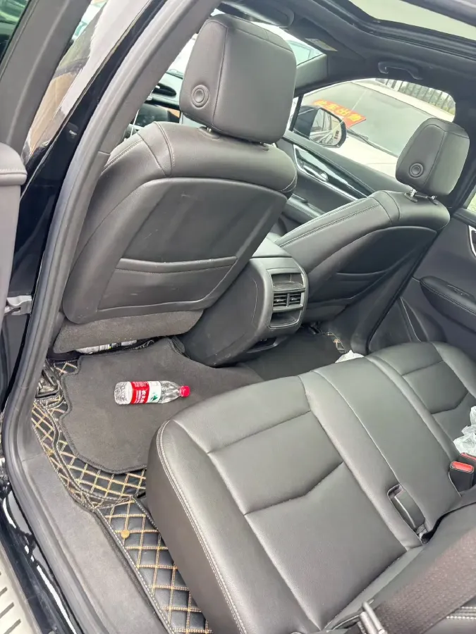 2021 Cadillac XT5 2.0T 237HP L4 9AT,autocango,china used car exporter,china ev exporter,chinese used car exporter,chinese used ev exporter