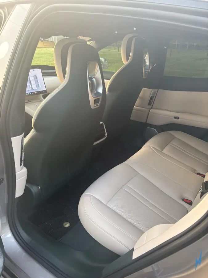 2025 MI YU7 BEV 96.3KWH,autocango,china used car exporter,china ev exporter,chinese used car exporter,chinese used ev exporter