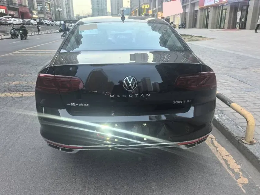 2023 Volkswagen Magotan 2.0T 186HP L4 7DCT,autocango,china used car exporter,china ev exporter,chinese used car exporter,chinese used ev exporter