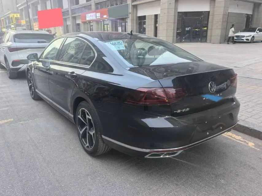 2023 Volkswagen Magotan 2.0T 186HP L4 7DCT,autocango,china used car exporter,china ev exporter,chinese used car exporter,chinese used ev exporter