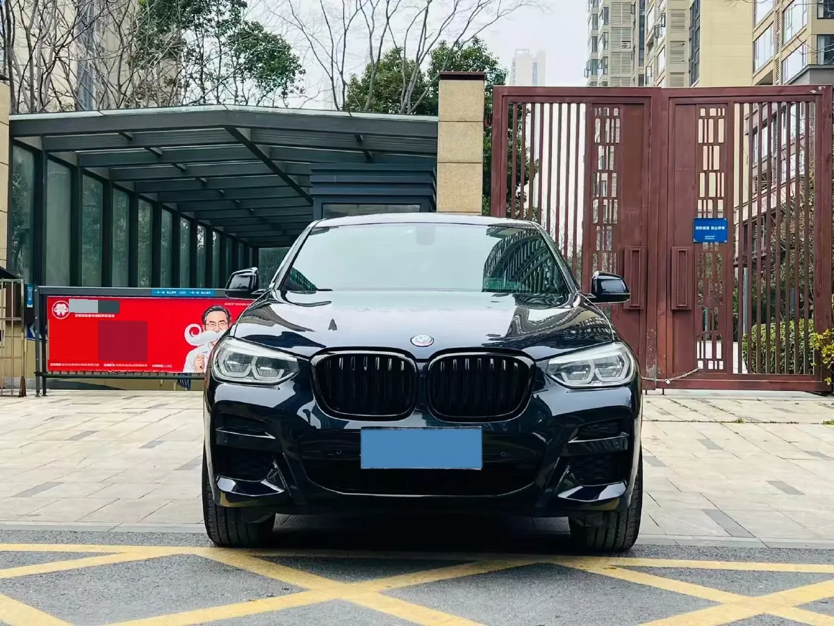 2020 BMW X4 2.0T 184HP L4 8AT,autocango,china used car exporter,china ev exporter,chinese used car exporter,chinese used ev exporter