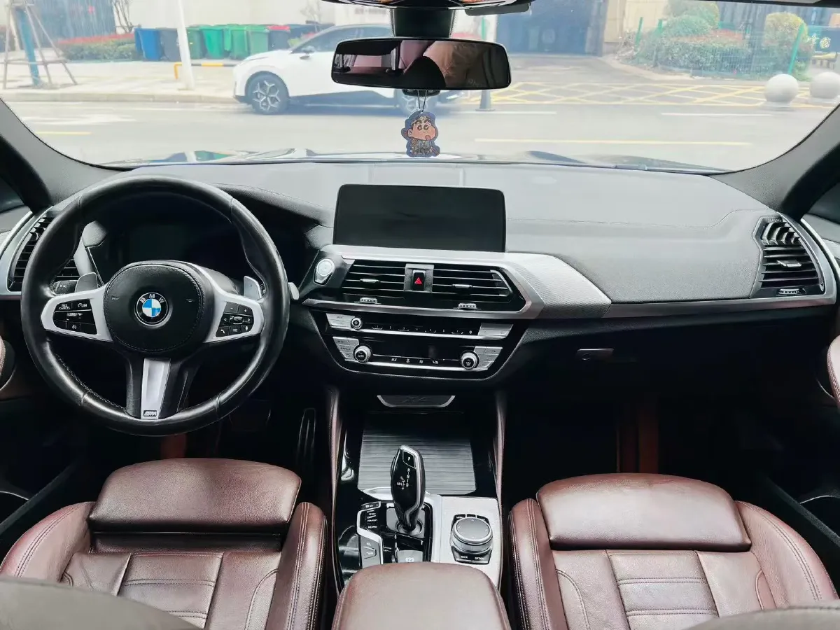 2020 BMW X4 2.0T 184HP L4 8AT,autocango,china used car exporter,china ev exporter,chinese used car exporter,chinese used ev exporter