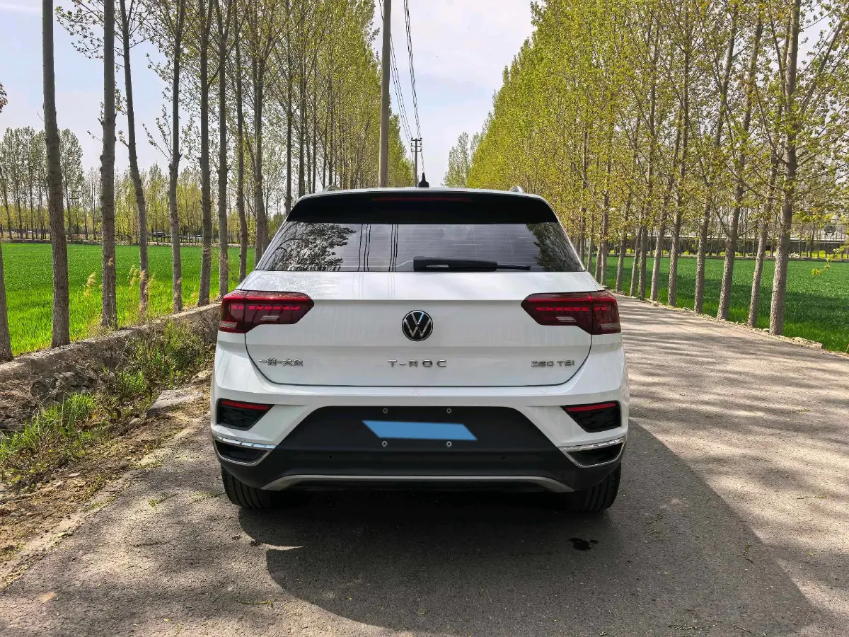 2021 Volkswagen T-Roc 1.4T 150HP L4 7DCT,autocango,china used car exporter,china ev exporter,chinese used car exporter,chinese used ev exporter