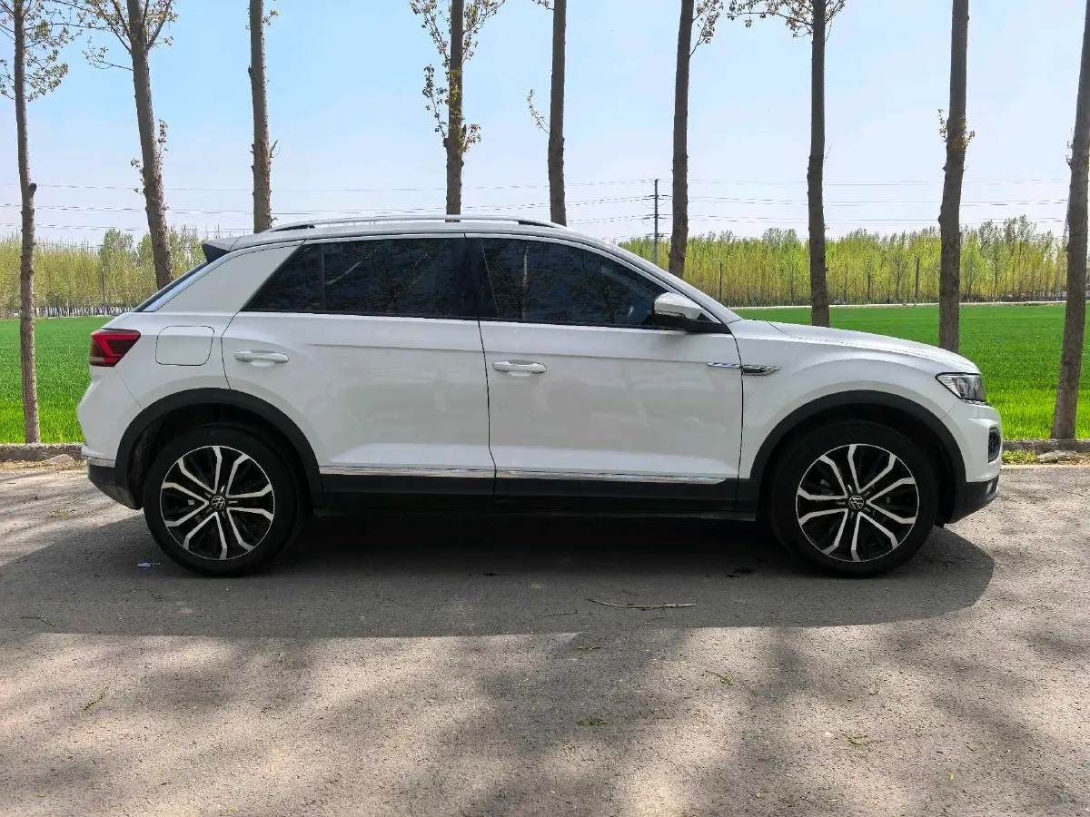 2021 Volkswagen T-Roc 1.4T 150HP L4 7DCT,autocango,china used car exporter,china ev exporter,chinese used car exporter,chinese used ev exporter
