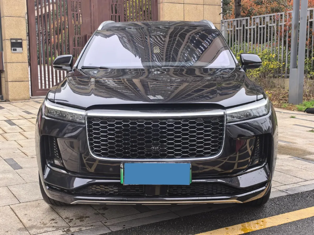 2021 Li ONE Range Extended 131HP REEV 40.5KWH,autocango,china used car exporter,china ev exporter,chinese used car exporter,chinese used ev exporter