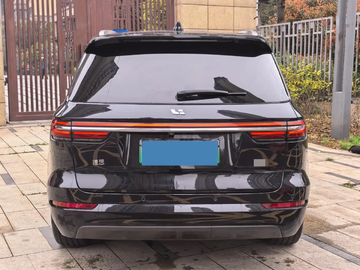 2021 Li ONE Range Extended 131HP REEV 40.5KWH,autocango,china used car exporter,china ev exporter,chinese used car exporter,chinese used ev exporter