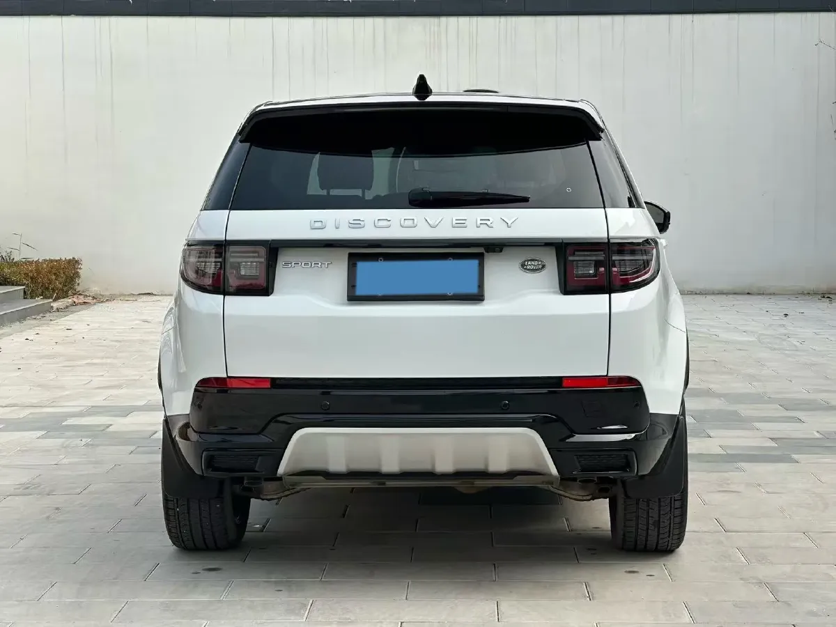 2024 Land Rover Discovery Sport 2.0T 249HP L4 9AT,autocango,china used car exporter,china ev exporter,chinese used car exporter,chinese used ev exporter