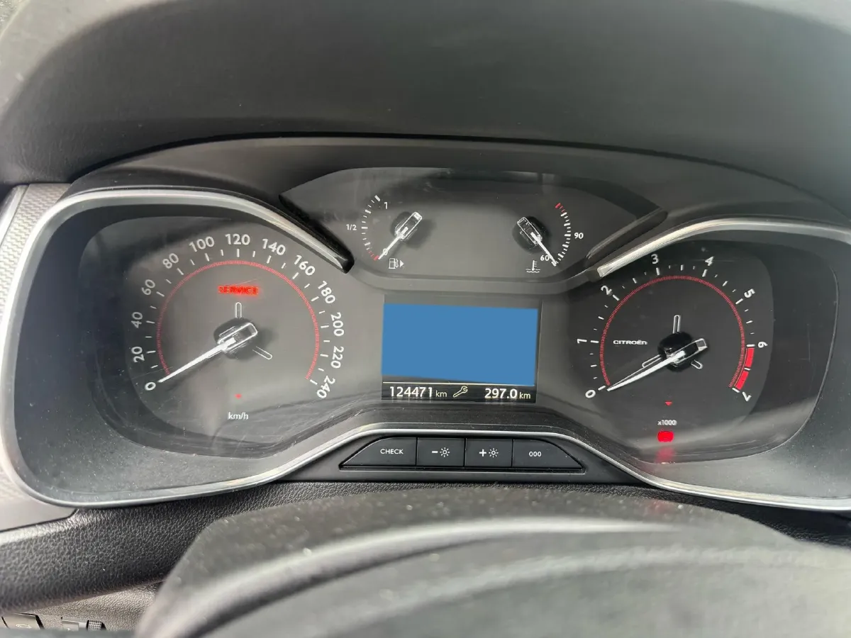 2017 Citroen C5 1.6T 167HP L4 6AT,autocango,china used car exporter,china ev exporter,chinese used car exporter,chinese used ev exporter