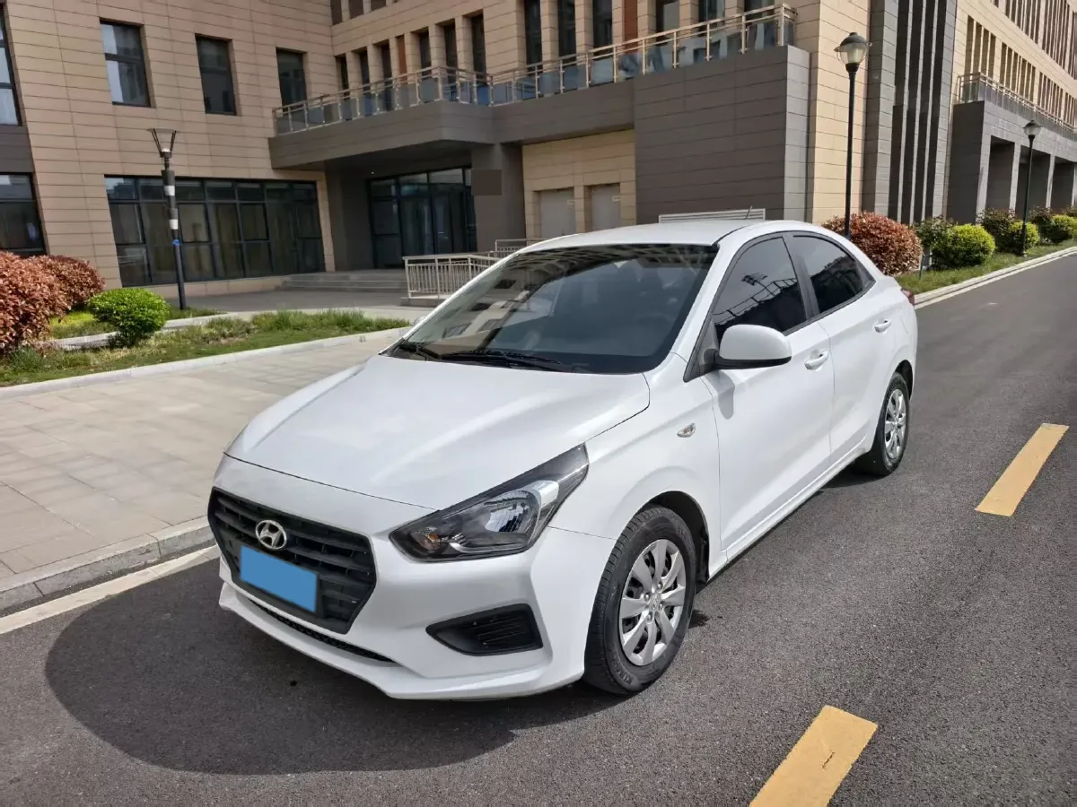 2020 Hyundai Reina 1.4L 95HP L4 5MT,autocango,china used car exporter,china ev exporter,chinese used car exporter,chinese used ev exporter