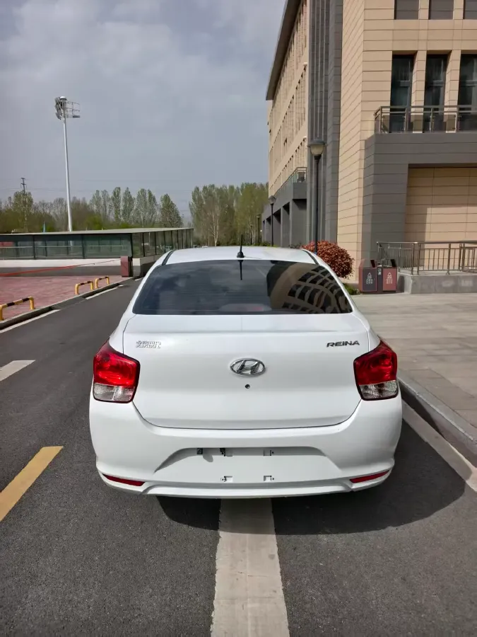 2020 Hyundai Reina 1.4L 95HP L4 5MT,autocango,china used car exporter,china ev exporter,chinese used car exporter,chinese used ev exporter