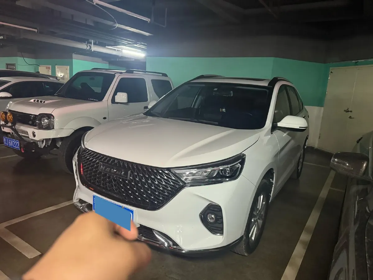 2021 Haval M6 1.5T 150HP L4 7DCT,autocango,china used car exporter,china ev exporter,chinese used car exporter,chinese used ev exporter