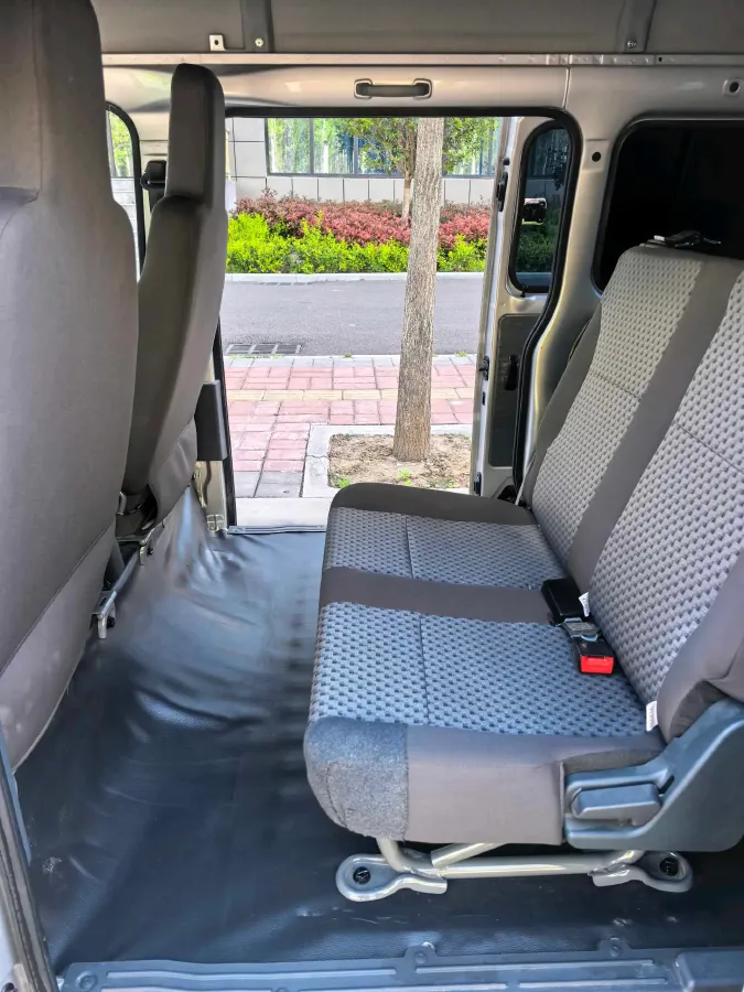 2023 WuLing ZhiGuang 1.5L 102HP L4 5MT,autocango,china used car exporter,china ev exporter,chinese used car exporter,chinese used ev exporter