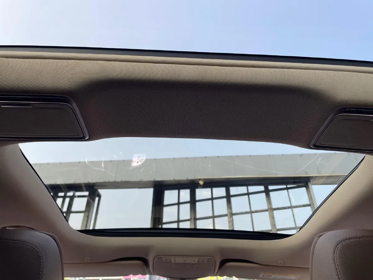 2020 Mercedes-Benz E Class 1.5T 184HP L4 9AT,autocango,china used car exporter,china ev exporter,chinese used car exporter,chinese used ev exporter