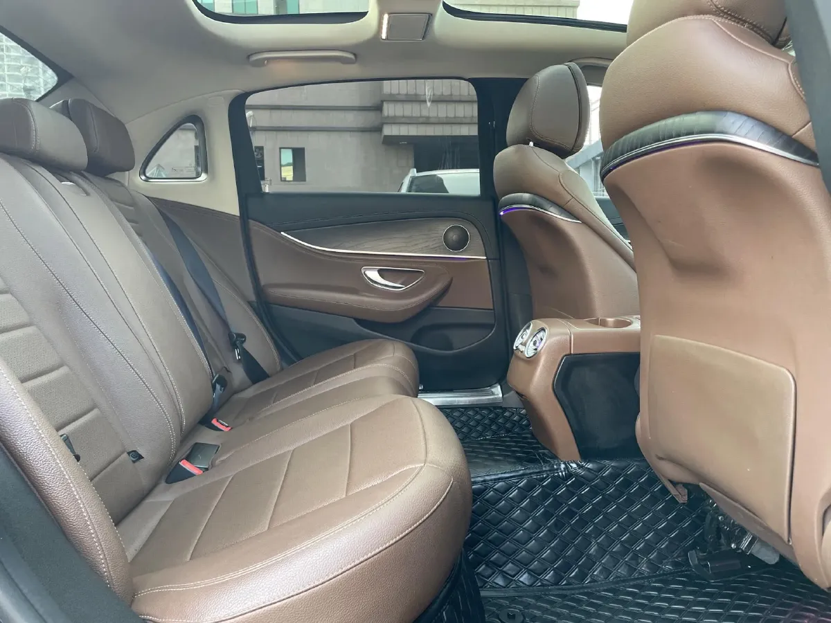 2020 Mercedes-Benz E Class 1.5T 184HP L4 9AT,autocango,china used car exporter,china ev exporter,chinese used car exporter,chinese used ev exporter