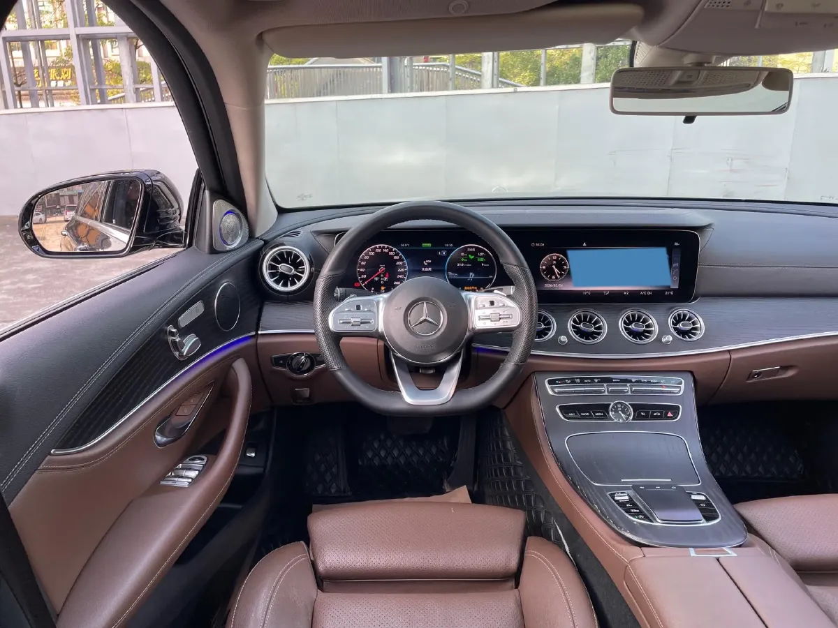 2020 Mercedes-Benz E Class 1.5T 184HP L4 9AT,autocango,china used car exporter,china ev exporter,chinese used car exporter,chinese used ev exporter