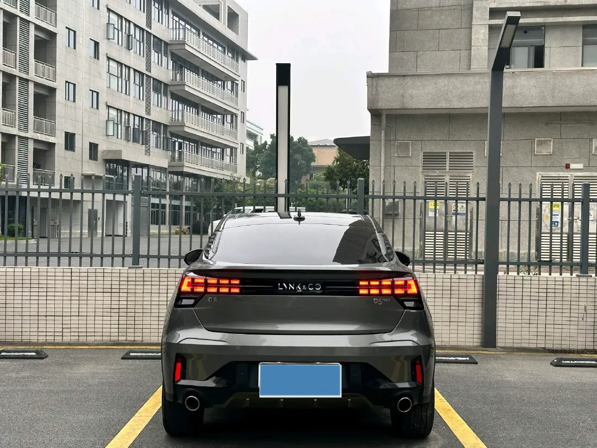 2021 Peugeot 508L 1.6T 200HP L4 8AT PHEV 12KWH,autocango,china used car exporter,china ev exporter,chinese used car exporter,chinese used ev exporter