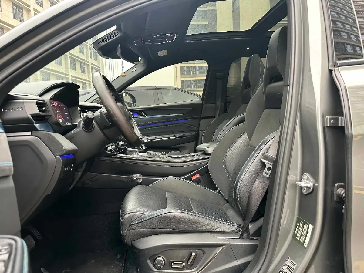 2021 Peugeot 508L 1.6T 200HP L4 8AT PHEV 12KWH,autocango,china used car exporter,china ev exporter,chinese used car exporter,chinese used ev exporter