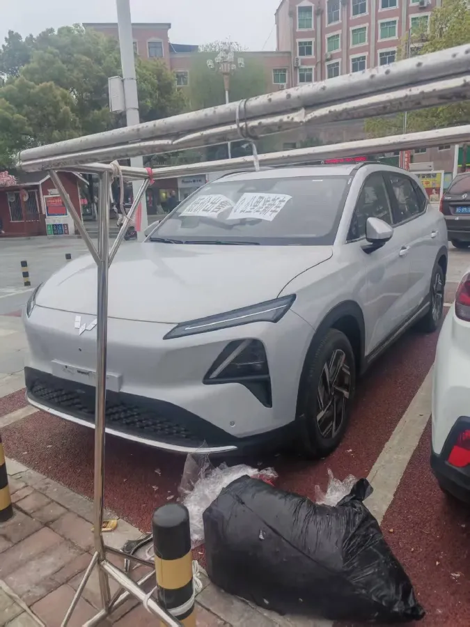 2024 WuLing XingGuangS BEV 60KWH,autocango,china used car exporter,china ev exporter,chinese used car exporter,chinese used ev exporter