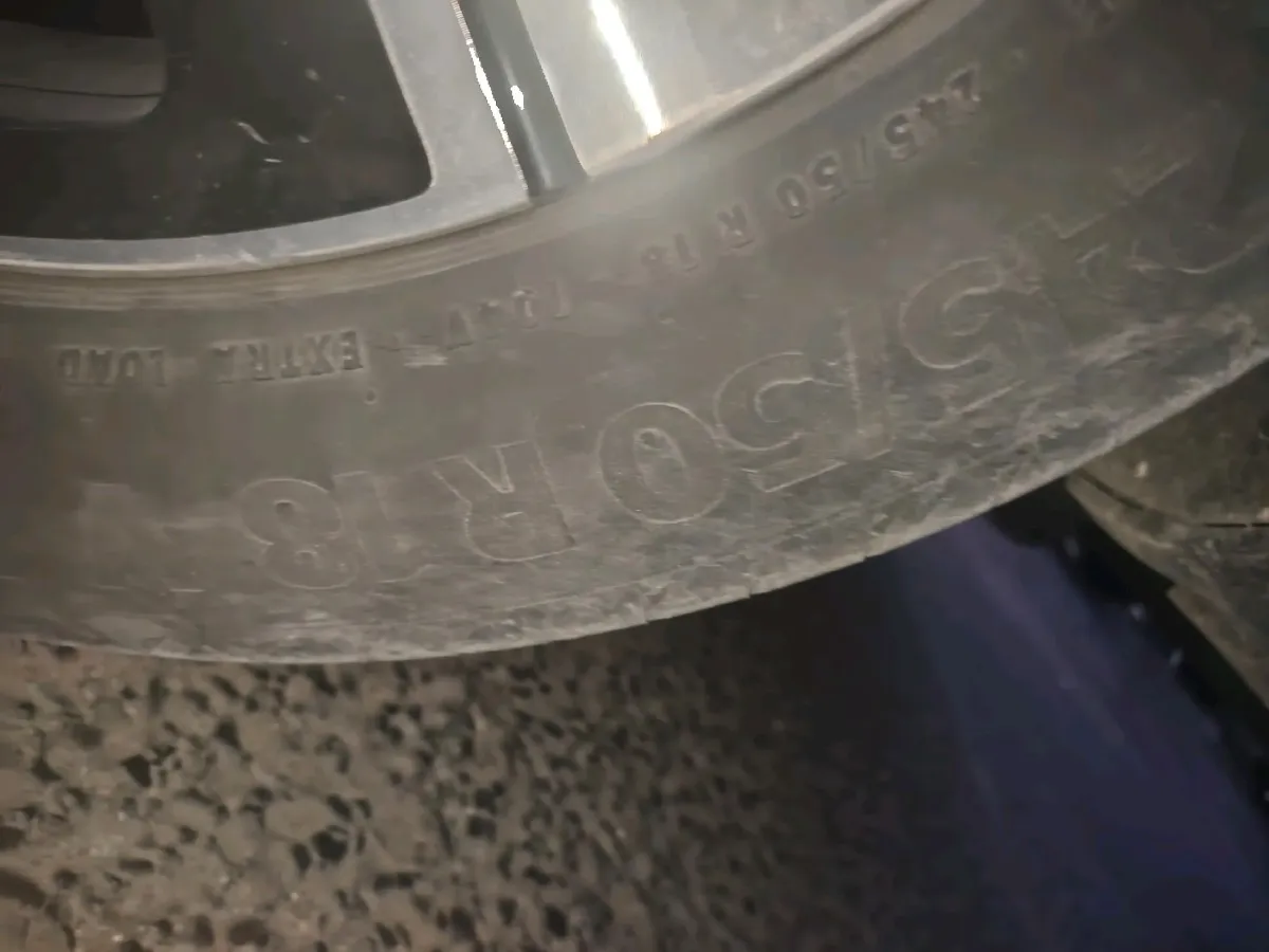 2020 Mercedes-Benz V Class 2.0T 211HP L4 9AT,autocango,china used car exporter,china ev exporter,chinese used car exporter,chinese used ev exporter