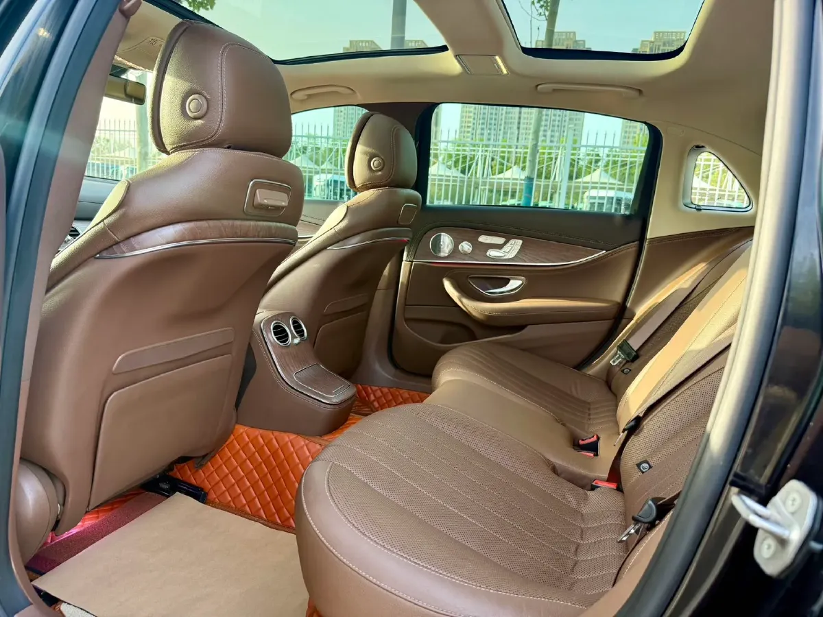 2021 Mercedes-Benz E Class 2.0T 258HP L4 9AT,autocango,china used car exporter,china ev exporter,chinese used car exporter,chinese used ev exporter