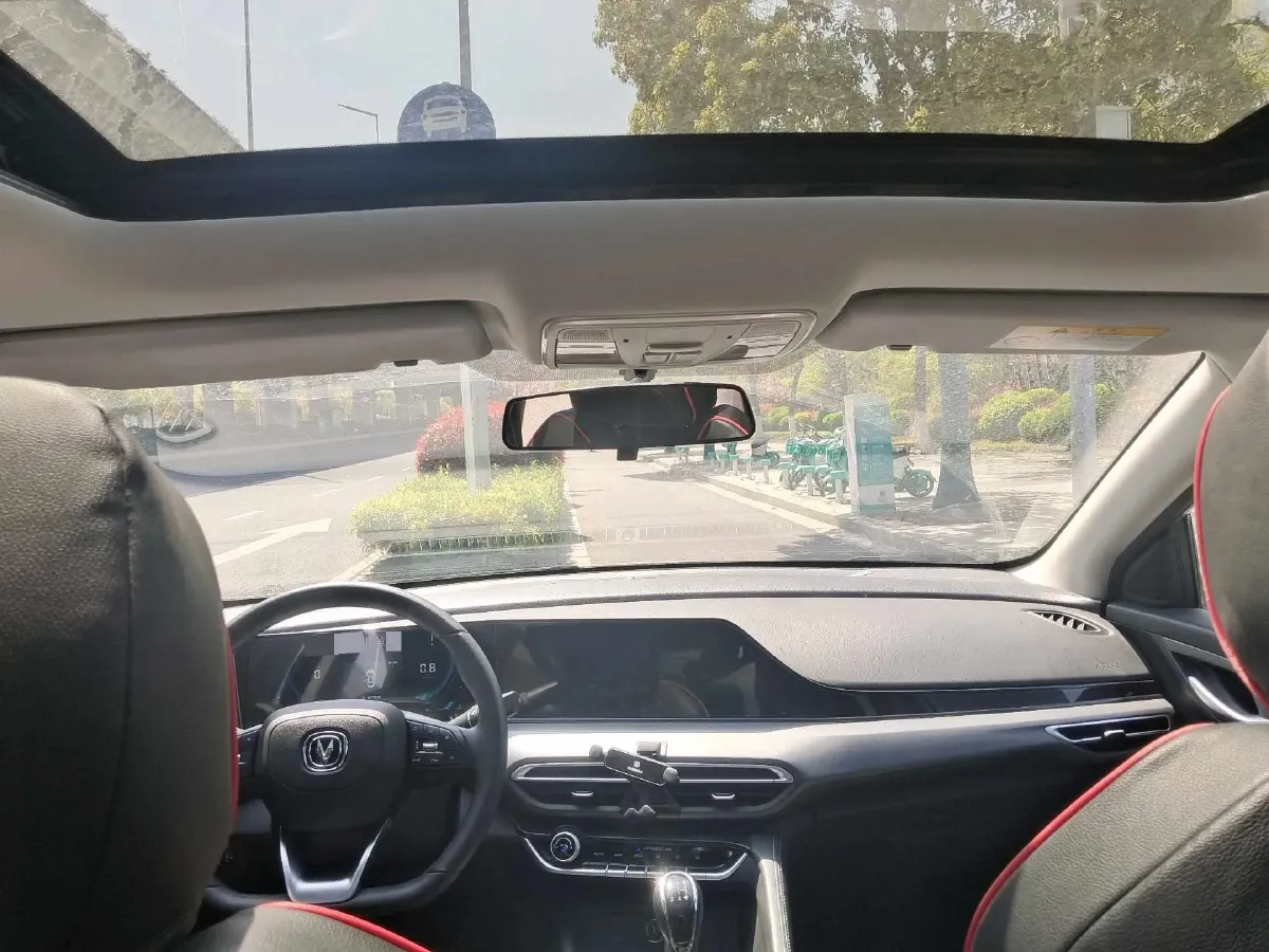 2020 ChangAn Eado 1.6L 128HP L4 5MT,autocango,china used car exporter,china ev exporter,chinese used car exporter,chinese used ev exporter