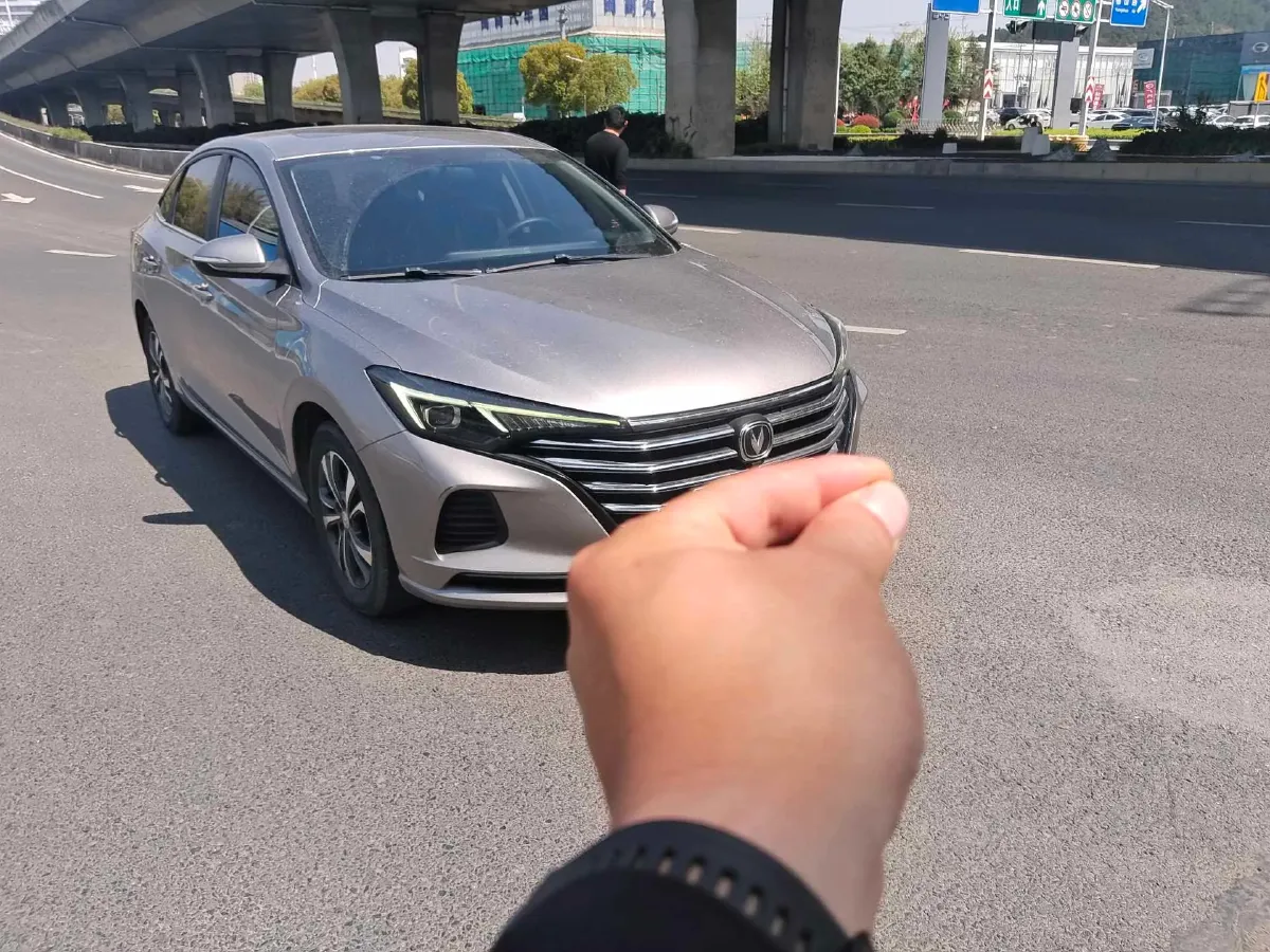 2020 ChangAn Eado 1.6L 128HP L4 5MT,autocango,china used car exporter,china ev exporter,chinese used car exporter,chinese used ev exporter