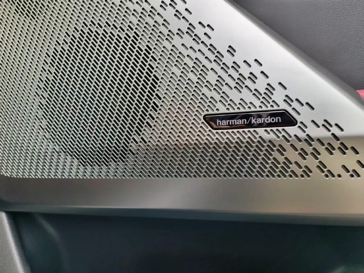 2025 BMW i5 BEV 96.96KWH,autocango,china used car exporter,china ev exporter,chinese used car exporter,chinese used ev exporter