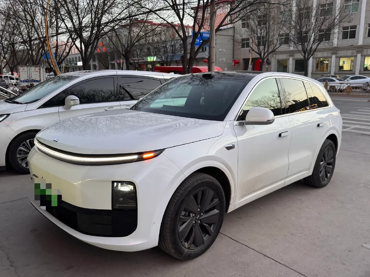 2025 Li L6 Range Extended 154HP L4 REEV,autocango,china used car exporter,china ev exporter,chinese used car exporter,chinese used ev exporter