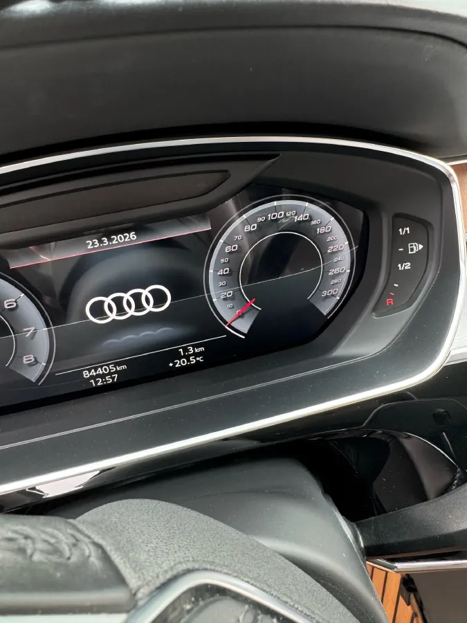 2021 Audi A8 3.0T 286HP V6 8AT,autocango,china used car exporter,china ev exporter,chinese used car exporter,chinese used ev exporter