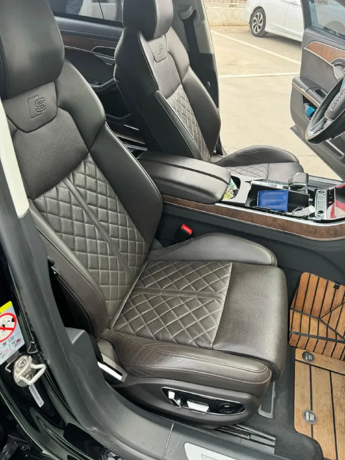 2021 Audi A8 3.0T 286HP V6 8AT,autocango,china used car exporter,china ev exporter,chinese used car exporter,chinese used ev exporter