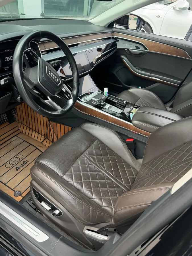 2021 Audi A8 3.0T 286HP V6 8AT,autocango,china used car exporter,china ev exporter,chinese used car exporter,chinese used ev exporter