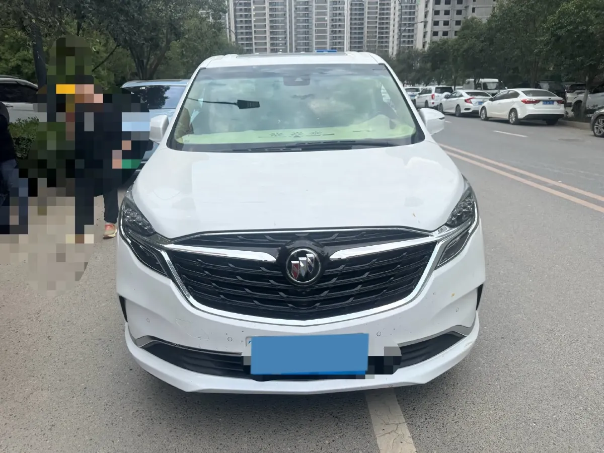 2021 Buick GL8 2.0T 237HP L4 9AT,autocango,china used car exporter,china ev exporter,chinese used car exporter,chinese used ev exporter