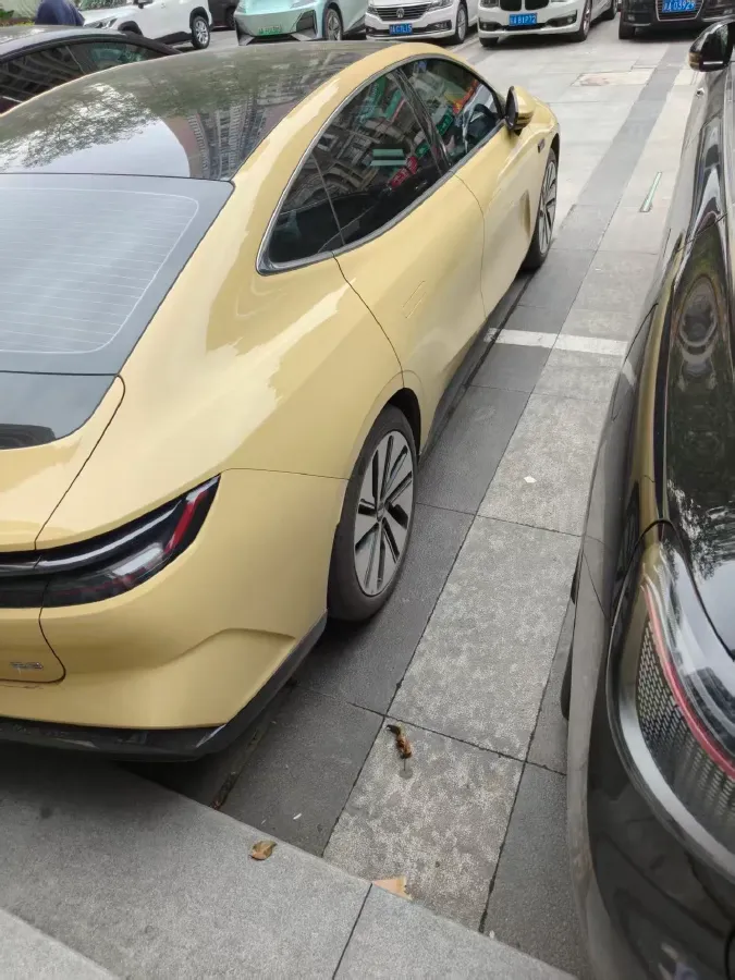 2024 Geely Galaxy E8 BEV 62KWH,autocango,china used car exporter,china ev exporter,chinese used car exporter,chinese used ev exporter