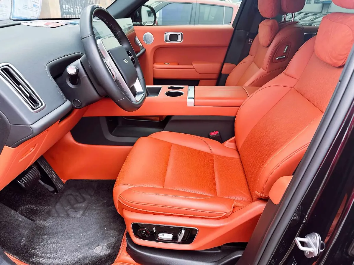 2024 Li L8 Range Extended 154HP REEV 42.8KWH,autocango,china used car exporter,china ev exporter,chinese used car exporter,chinese used ev exporter