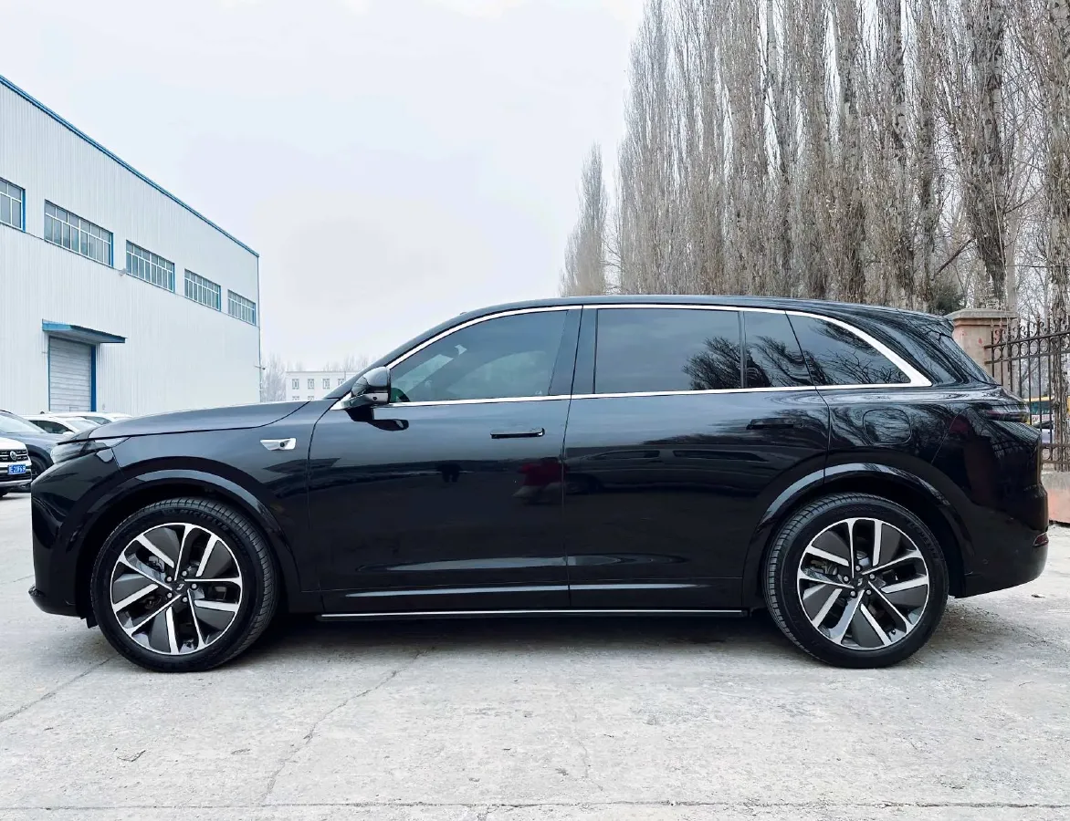 2024 Li L8 Range Extended 154HP REEV 42.8KWH,autocango,china used car exporter,china ev exporter,chinese used car exporter,chinese used ev exporter