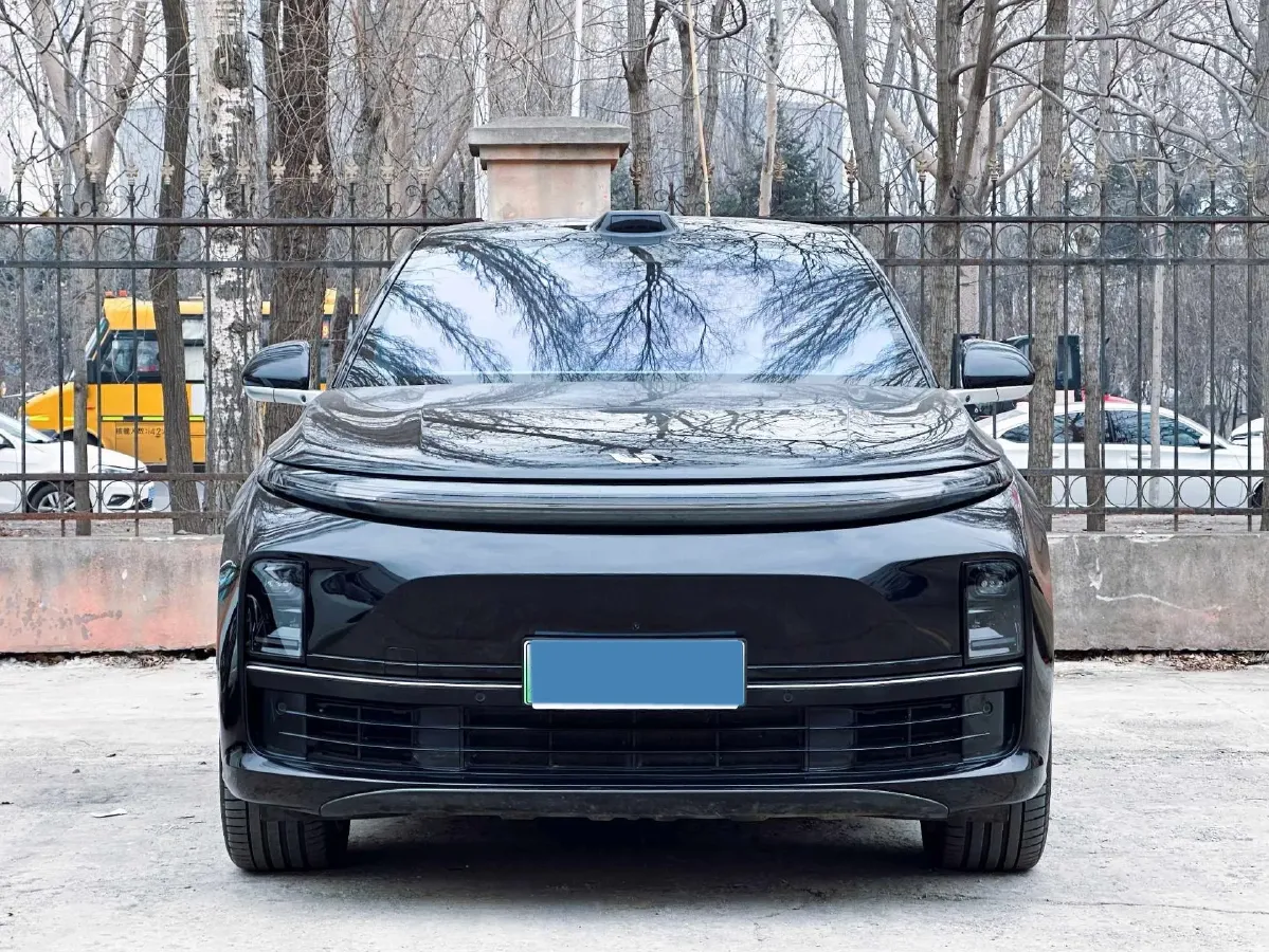 2024 Li L8 Range Extended 154HP REEV 42.8KWH,autocango,china used car exporter,china ev exporter,chinese used car exporter,chinese used ev exporter