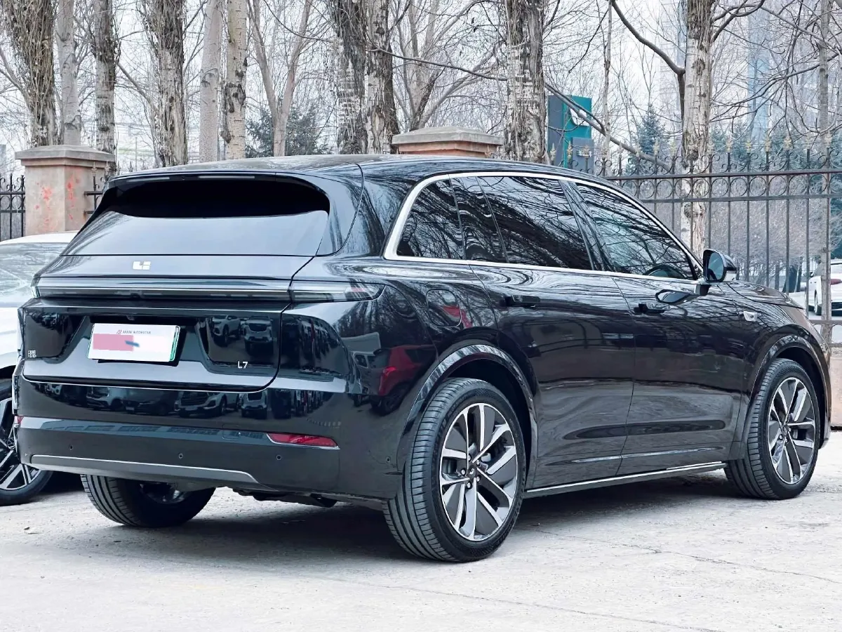 2024 Li L8 Range Extended 154HP REEV 42.8KWH,autocango,china used car exporter,china ev exporter,chinese used car exporter,chinese used ev exporter