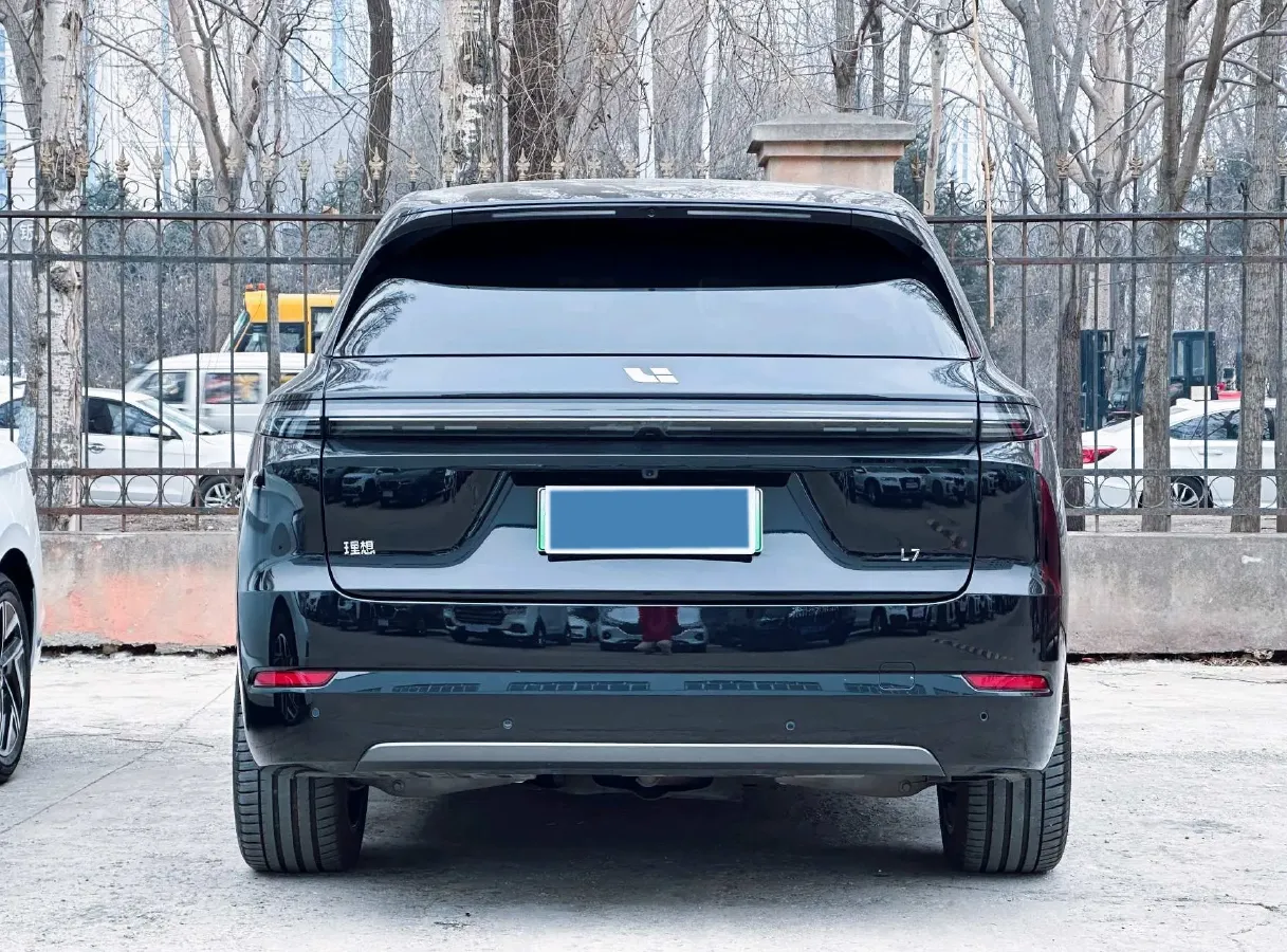 2024 Li L8 Range Extended 154HP REEV 42.8KWH,autocango,china used car exporter,china ev exporter,chinese used car exporter,chinese used ev exporter
