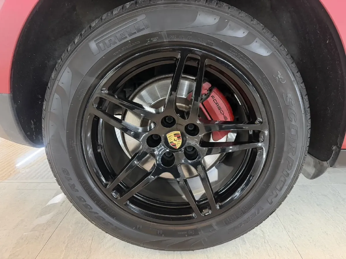 2018 Porsche Macan 2.0T 252HP L4 7DCT,autocango,china used car exporter,china ev exporter,chinese used car exporter,chinese used ev exporter