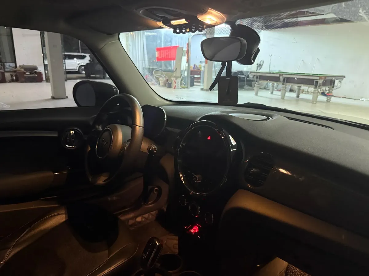 2022 MINI MINI 1.5T 102HP L3 7DCT,autocango,china used car exporter,china ev exporter,chinese used car exporter,chinese used ev exporter