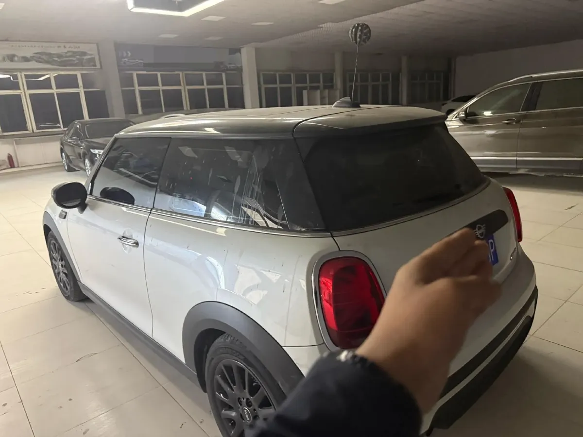 2022 MINI MINI 1.5T 102HP L3 7DCT,autocango,china used car exporter,china ev exporter,chinese used car exporter,chinese used ev exporter