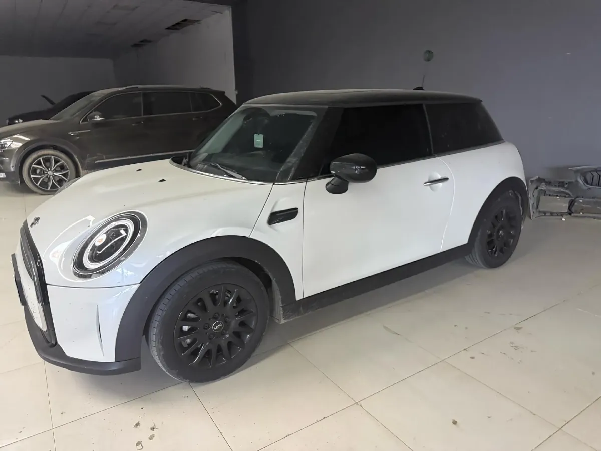 2022 MINI MINI 1.5T 102HP L3 7DCT,autocango,china used car exporter,china ev exporter,chinese used car exporter,chinese used ev exporter