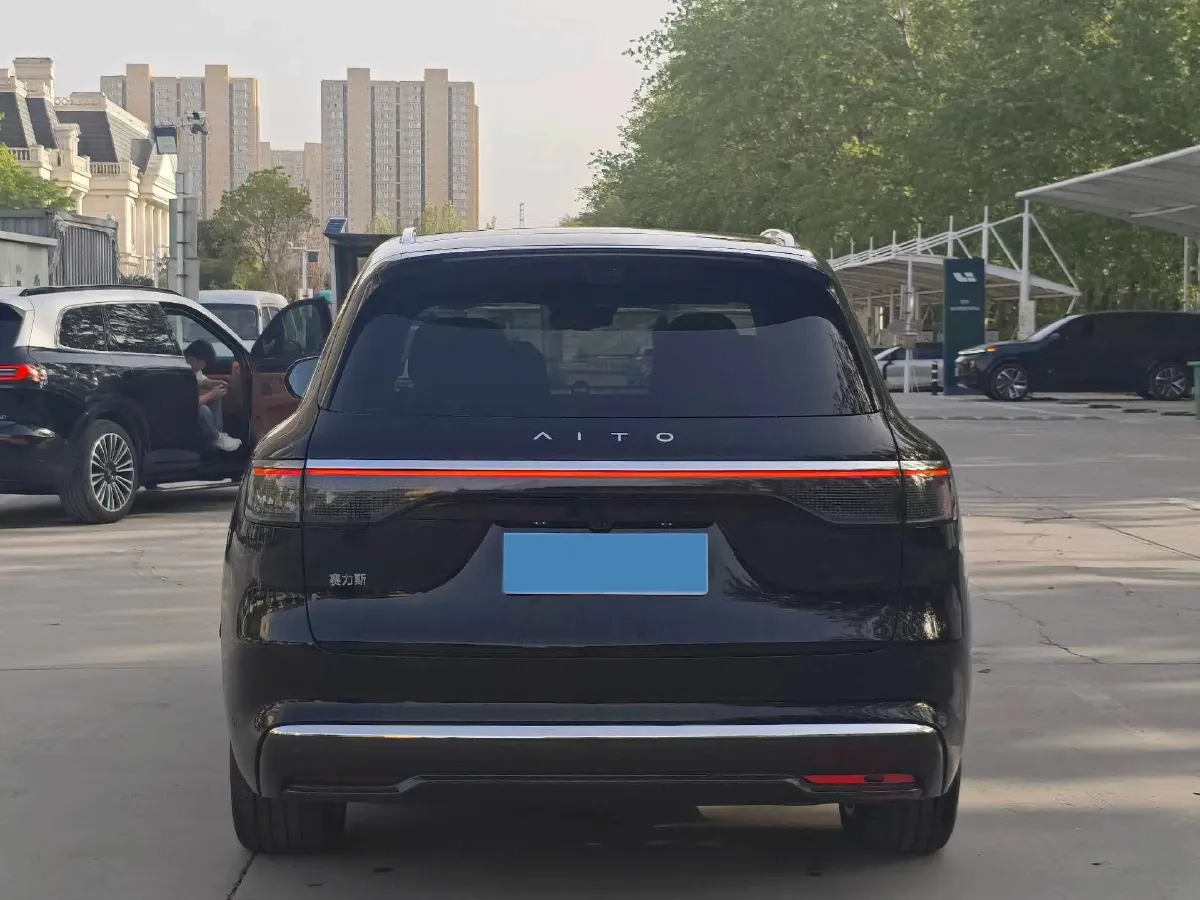 2025 AITO AITO M8 BEV,autocango,china used car exporter,china ev exporter,chinese used car exporter,chinese used ev exporter