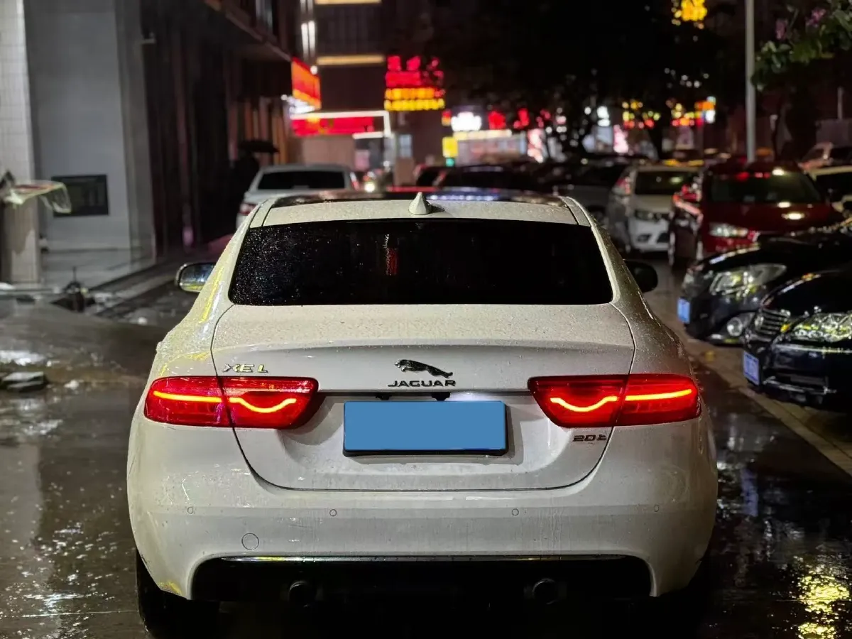 2018 Jaguar XEL 2.0T 200HP L4 8AT,autocango,china used car exporter,china ev exporter,chinese used car exporter,chinese used ev exporter