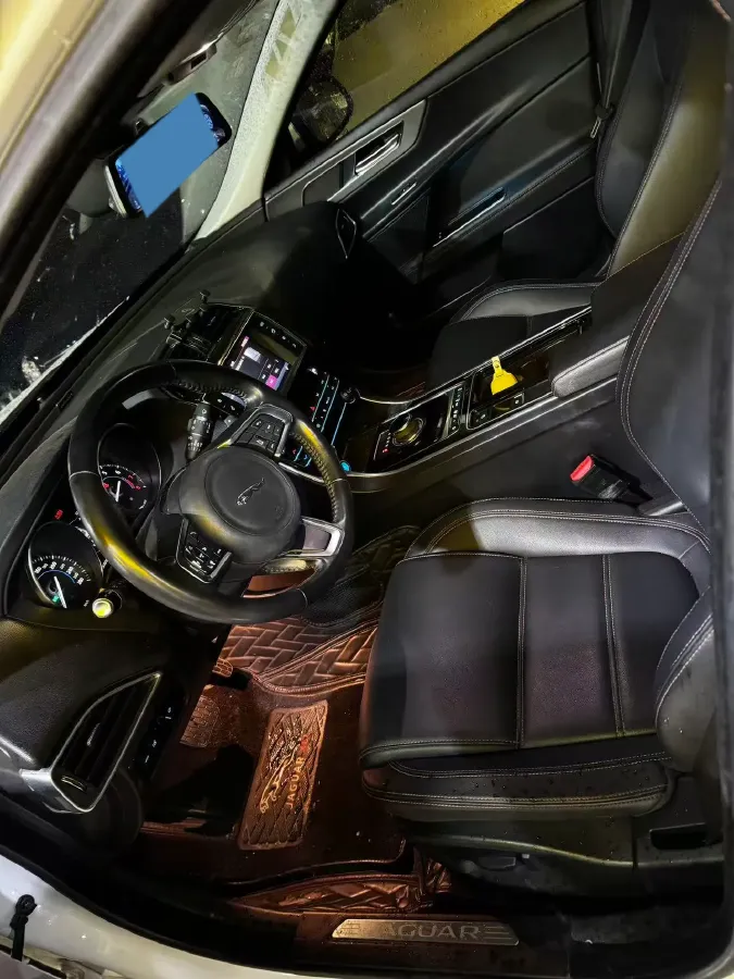 2018 Jaguar XEL 2.0T 200HP L4 8AT,autocango,china used car exporter,china ev exporter,chinese used car exporter,chinese used ev exporter