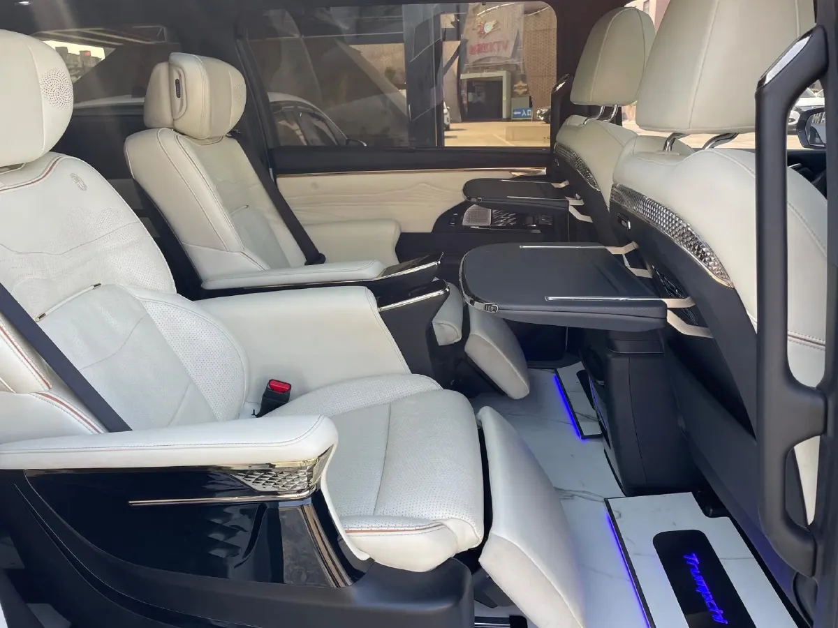 2023 GAC Trumpchi M8 2.0T 190HP L4 E-CVT Hybrid,autocango,china used car exporter,china ev exporter,chinese used car exporter,chinese used ev exporter