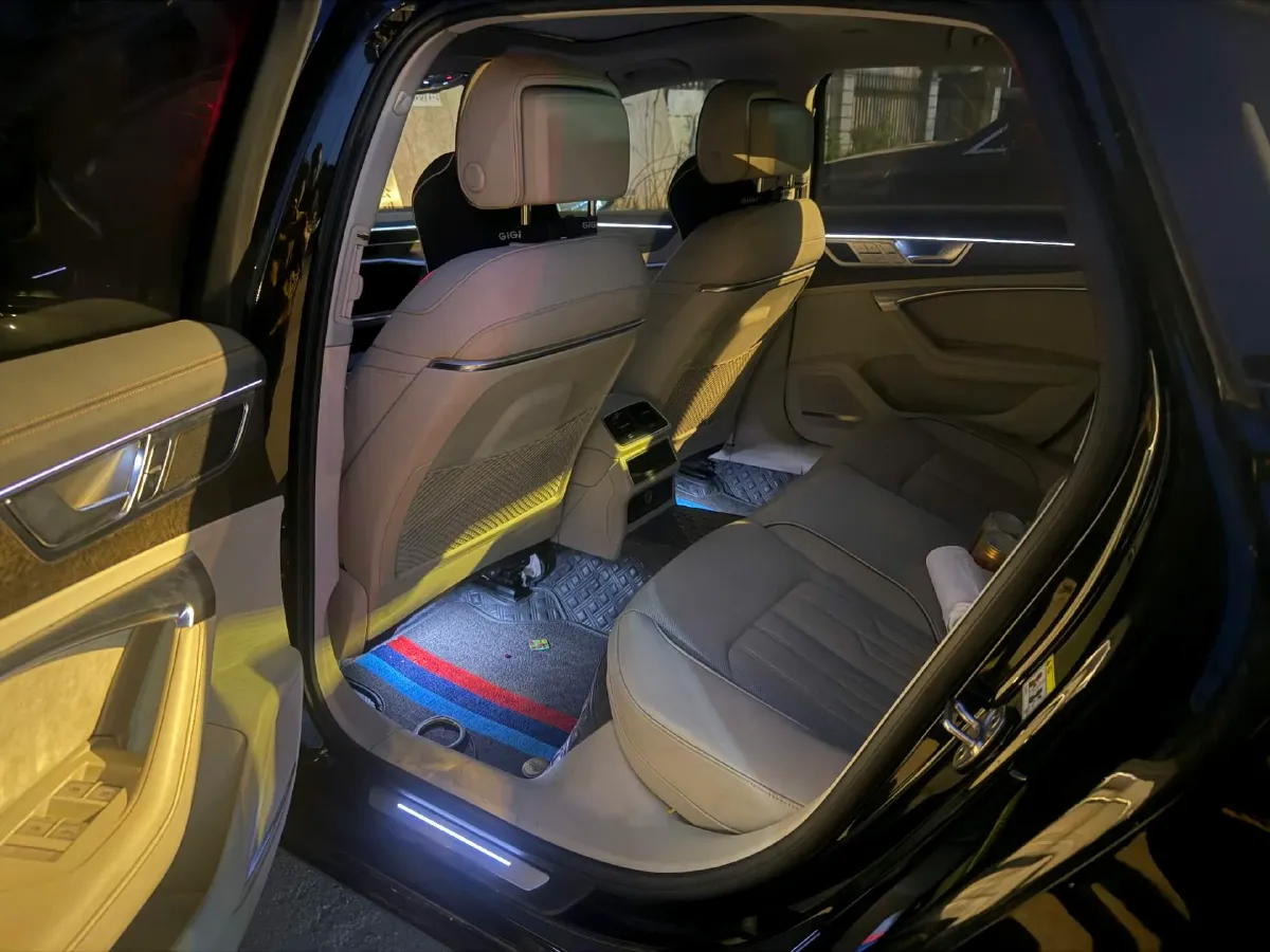 2020 Audi A6L 3.0T 340HP V6 7DCT,autocango,china used car exporter,china ev exporter,chinese used car exporter,chinese used ev exporter