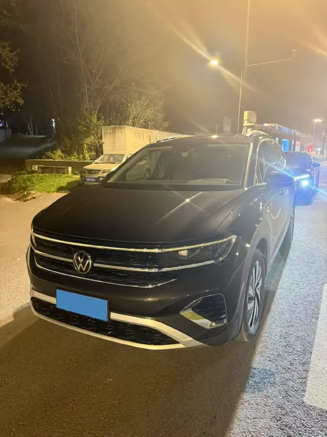2022 Volkswagen Talagon 2.0T 220HP L4 7DCT,autocango,china used car exporter,china ev exporter,chinese used car exporter,chinese used ev exporter
