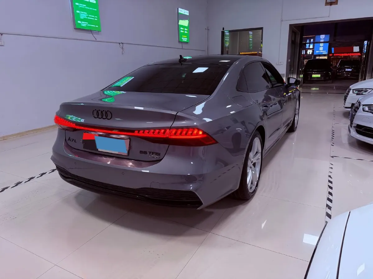 2022 Jeep Wrangler 2.0T 266HP L4 8AT,autocango,china used car exporter,china ev exporter,chinese used car exporter,chinese used ev exporter