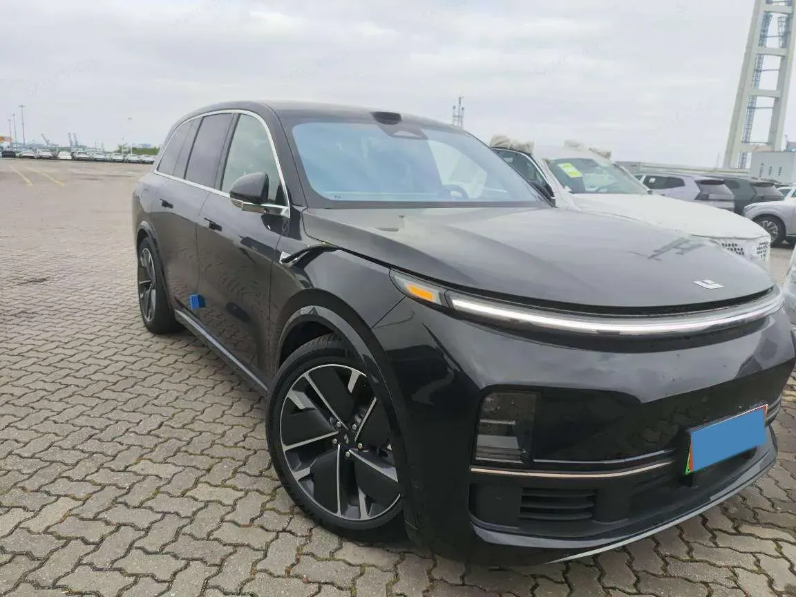 2025 Li L8 Range Extended 154HP REEV,autocango,china used car exporter,china ev exporter,chinese used car exporter,chinese used ev exporter
